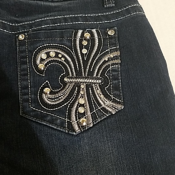 Earl jean rhinestone capris F14 - Picture 5 of 6